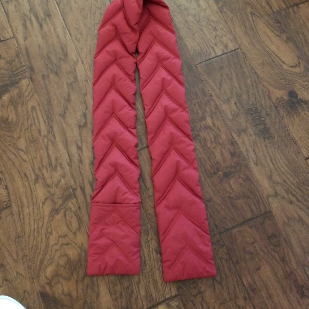 Eddie Bauer down filled scarf